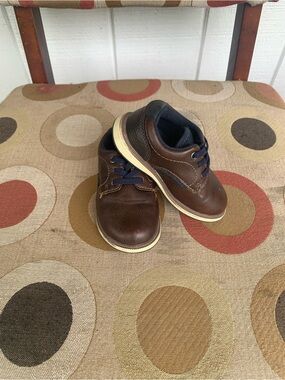Kids Brown Leather Sneakers - Classic Casual Shoe
